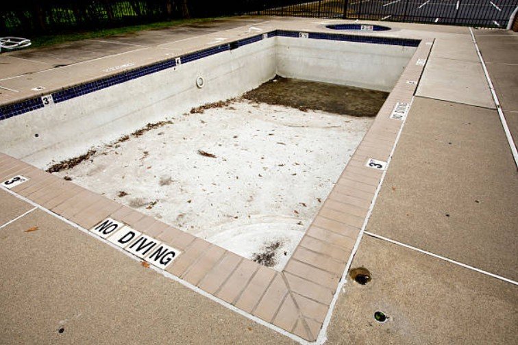 Why Pool Crack Repair Matters